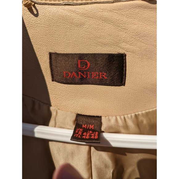 Danier Leather Sand colour Women's Jacket Medium Cream - Picture 4 of 7